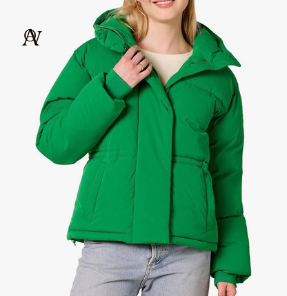 Water and snow resistant padded jacket for women in green color