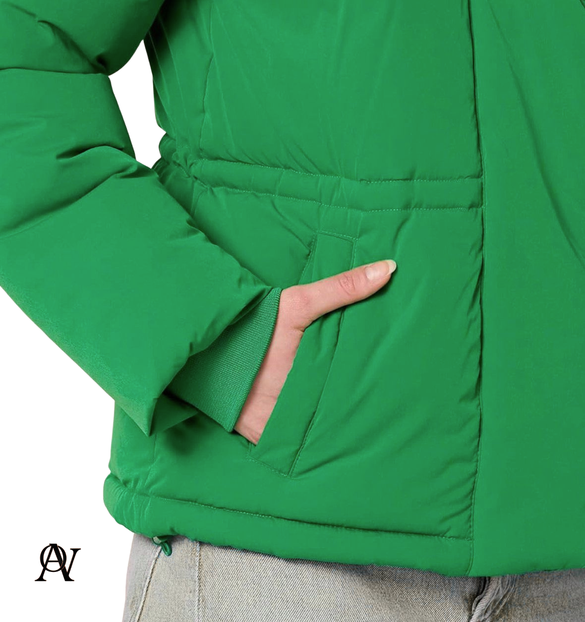 Water and snow resistant padded jacket for women in green color